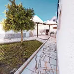 Vila Maty's Place